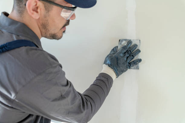 Best Mold Odor Removal Services  in La Pine, OR